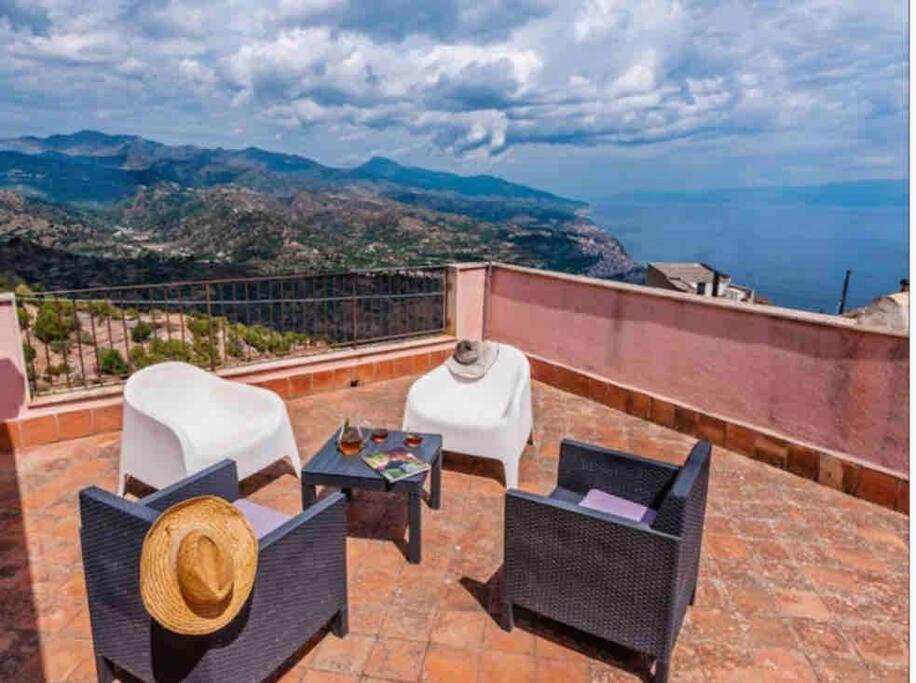Taormina - The Godfathers Little Mansion Forza dʼAgro Exterior foto